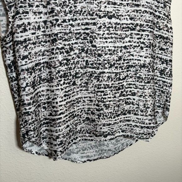 MM Lafleur Blouse Women's XS Printed Lined Short Sleeve Career Shirt Top - Picture 4 of 10